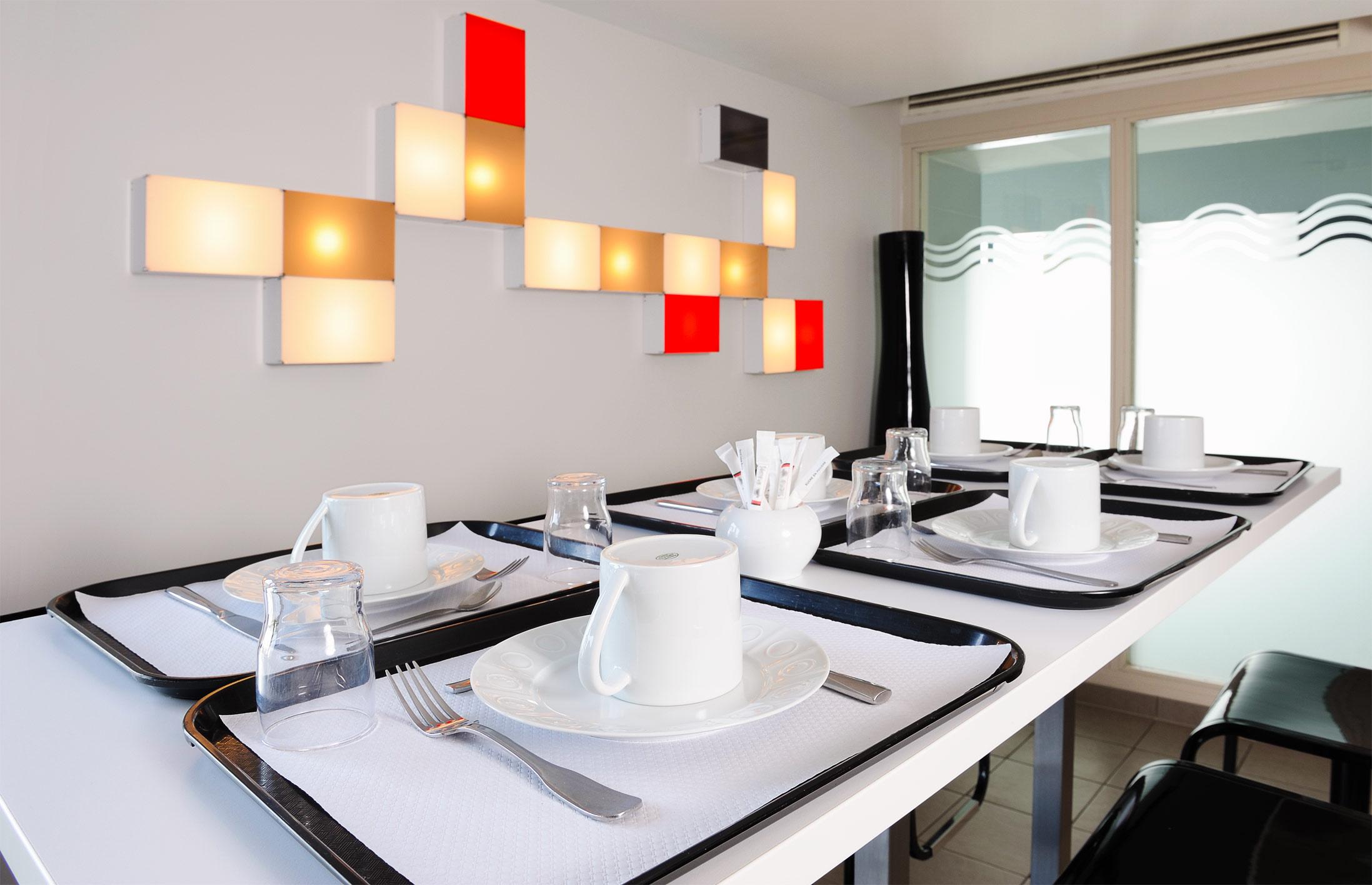 Aparthotel Residhome La Defense 3*